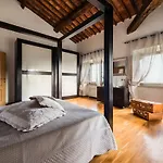 Guinigi Dimora Di Epoca Exclusive & Pool Appart hôtel 4*