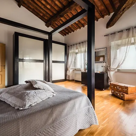 Guinigi Dimora Di Epoca Exclusive & Pool شقة فندقية 4*