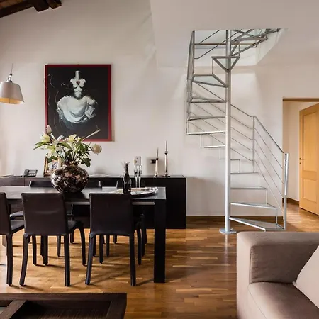 Guinigi Dimora Di Epoca Exclusive & Pool Aparthotel