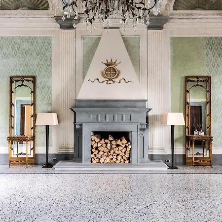 Guinigi Dimora Di Epoca Exclusive & Pool 4*